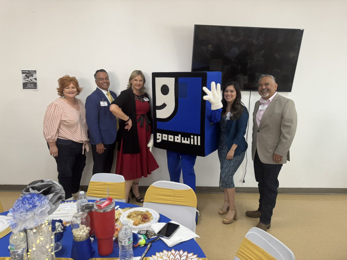 Congratulations to our students graduating today from the Goodwill Service program. A special shout-out to our <a href="/YISD_SPED/">YISD_SPED</a> team for making this possible. #Classof2025