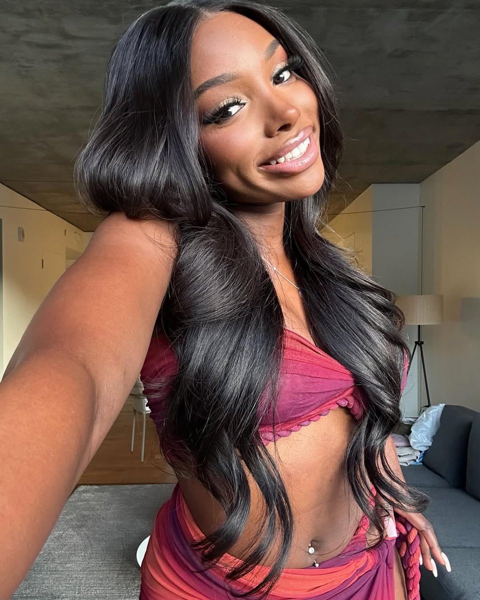 kasstheho's tweet photo. mhm😍😍😍😍 https://t.co/kTBG1JqIoi