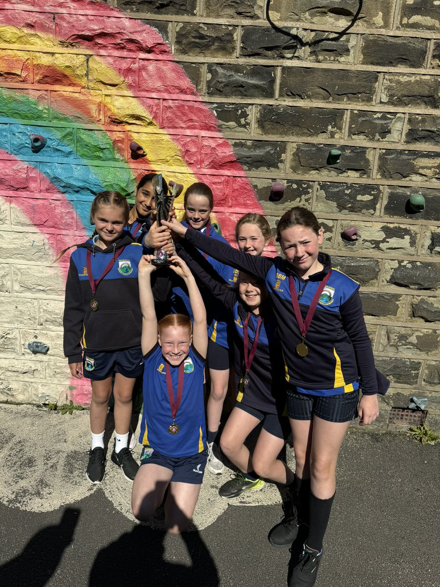 U11 Girls Burnley FC League Champions🏆 These girls never fail to amaze us, they didn’t loose a game and conceded 0 goals😁 #TeamWater 💙💛