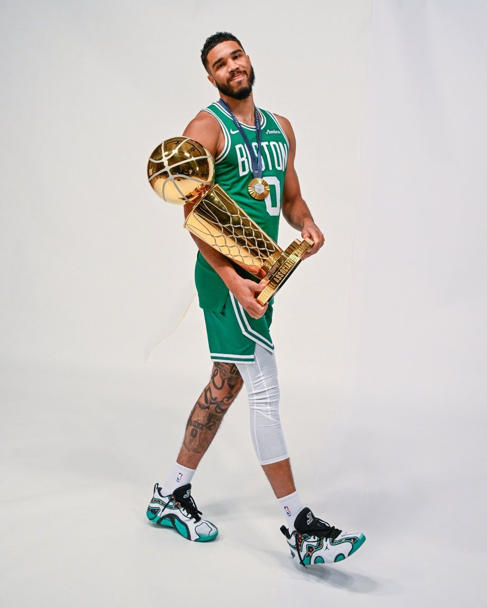 Ashley_R90's tweet photo. @celtics @jaytatum0 We love u champ 🥹☘️💚 https://t.co/9MeDUkTEnh