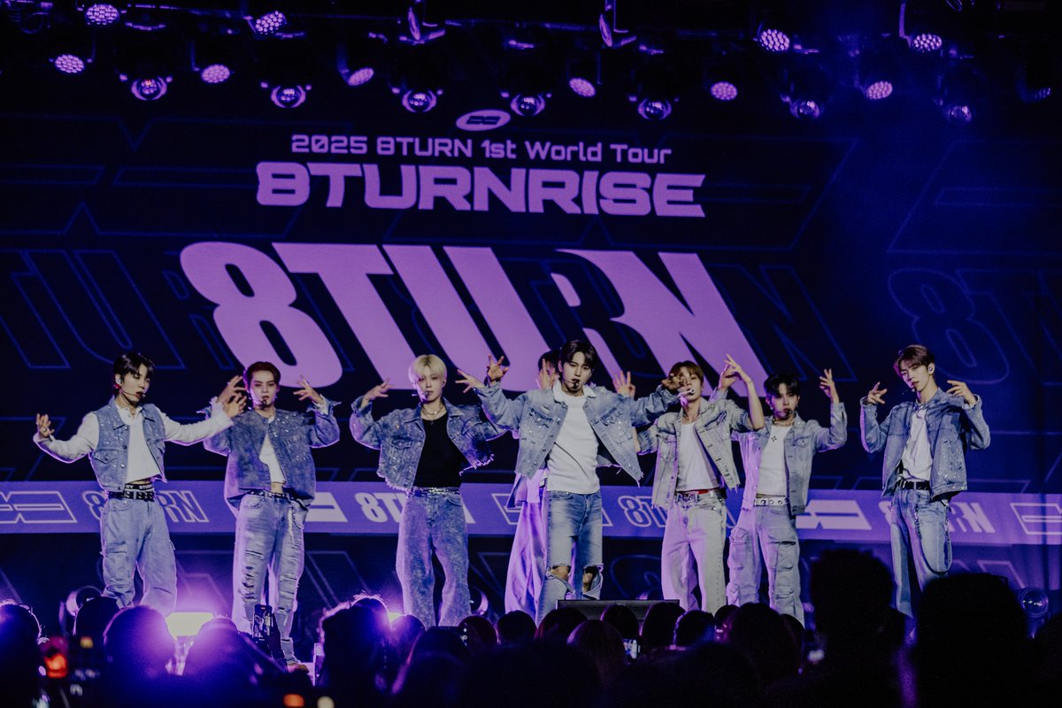 [show review] <a href="/8TURN_official/">8TURN</a> brought their first world tour to <a href="/thevanburenphx/">The Van Buren</a> in April! We've got all the photos from an amazing night: tinyurl.com/msty7w3y

#8TURN #에잇턴 #エイトターン #8TURN1stWorldTour #8TURNRISE