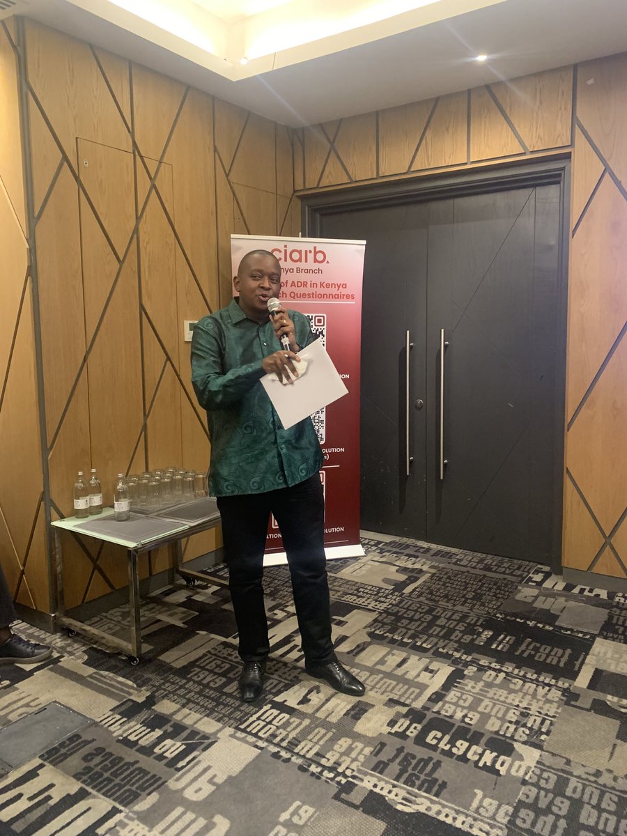 The incoming chair of the steering committee makes a final remark and thanks everyone for participating in the fireside chat 🥳