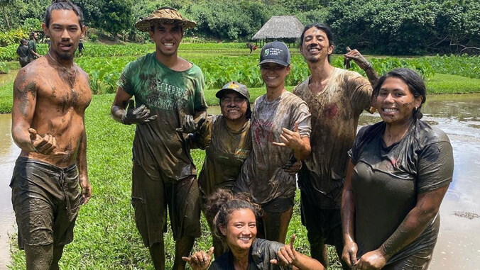 University of Hawaii System (@uhawaiinews) on Twitter photo Cianni Rae Kekahuna, a single mother and student leader, overcame challenges to earn degrees at <a href="/wcchawaii/">Windward Com College</a>, crediting campus support and a taro farming apprenticeship for changing her life ➡️ bit.ly/43ieHEs Cianni Rae Kekahuna, a single mother and student leader, overcame challenges to earn degrees at <a href="/wcchawaii/">Windward Com College</a>, crediting campus support and a taro farming apprenticeship for changing her life ➡️ bit.ly/43ieHEs
