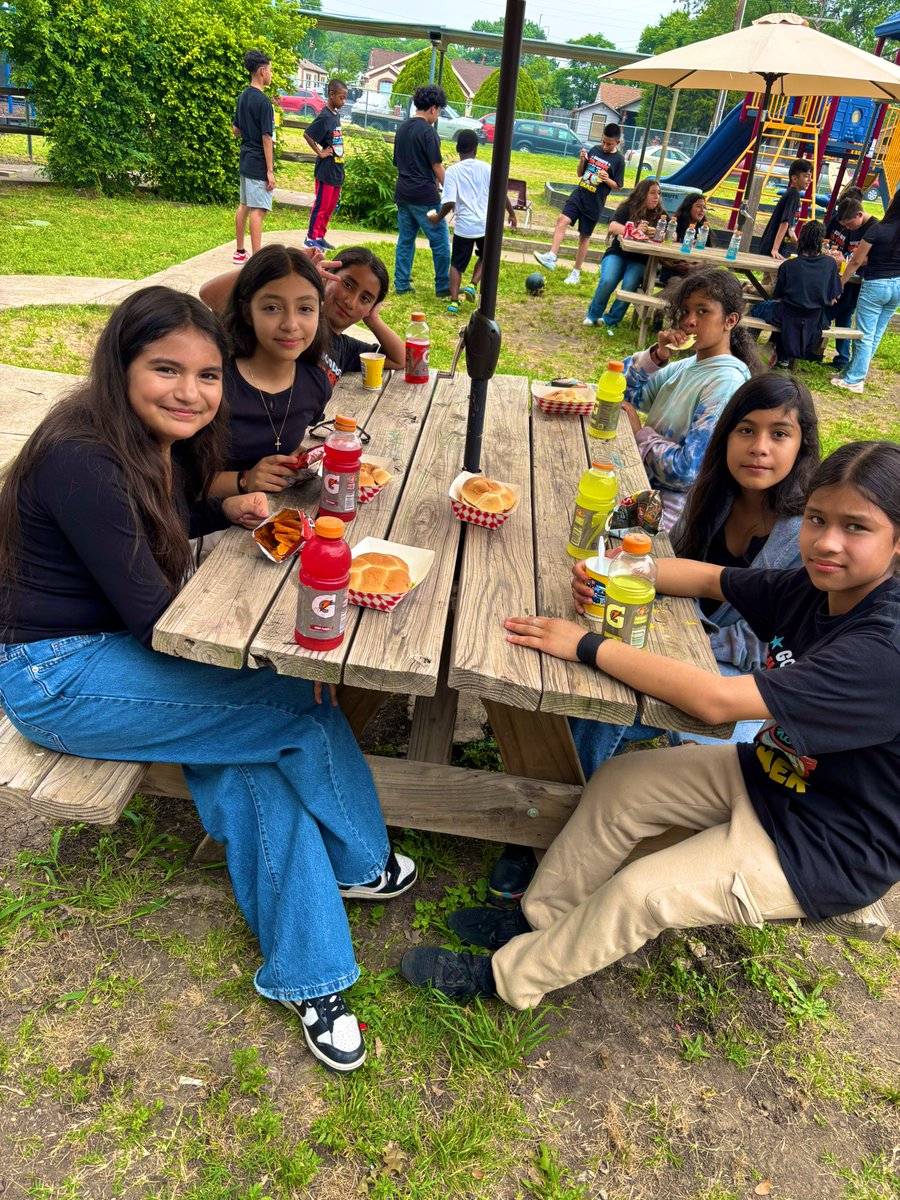 Sara McCasland (@smccasland23) on Twitter photo Our 5th graders had a blast at their end of the year picnic! ๐๐ง<a href="/LfalconLisa/">Lisa Falcon</a> <a href="/urbanparkes/">Urban Park STEAM Academy</a> <a href="/DallasISDSupt/">Dr. Stephanie S. Elizalde</a> <a href="/dallasschools/">Dallas ISD</a> <a href="/THuittDISD/">Tiffany Huitt</a> @MRamirezDISD Our 5th graders had a blast at their end of the year picnic! ๐๐ง<a href="/LfalconLisa/">Lisa Falcon</a> <a href="/urbanparkes/">Urban Park STEAM Academy</a> <a href="/DallasISDSupt/">Dr. Stephanie S. Elizalde</a> <a href="/dallasschools/">Dallas ISD</a> <a href="/THuittDISD/">Tiffany Huitt</a> @MRamirezDISD