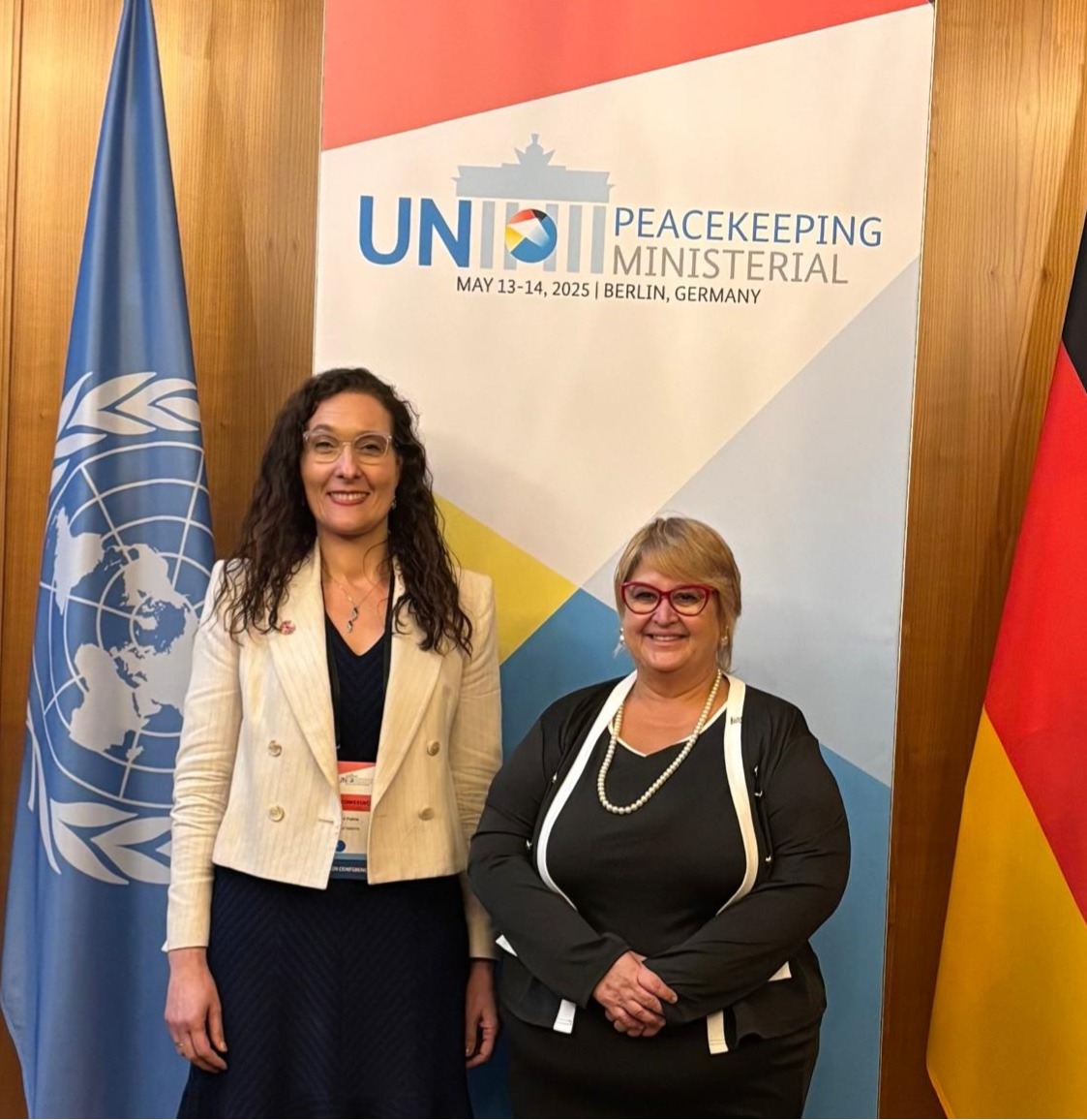 Najla Nassif Palma (@najlanpalma) on Twitter photo Thank you H.E. <a href="/sandralazo2/">Sandra Lazo</a>, the Minister of Defence of Uruguay, for your commitment to addressing paternity claims.
Children born of sexual exploitation and abuse have the right to assistance and to know their fathers.
#VictimsRightsFirst Thank you H.E. <a href="/sandralazo2/">Sandra Lazo</a>, the Minister of Defence of Uruguay, for your commitment to addressing paternity claims.
Children born of sexual exploitation and abuse have the right to assistance and to know their fathers.
#VictimsRightsFirst
