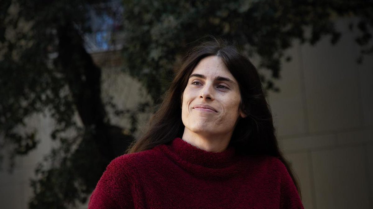 Avui fem programa i oh meravella, després de tot aquest festival de futbol, ens podreu sentir en directe pel transistor. A les 21h a Catalunya Ràdio. Avui ens acompanya <a href="/valentinaberr/">Valentina Berr</a>, l'escriptora, comunicadora i activista trans