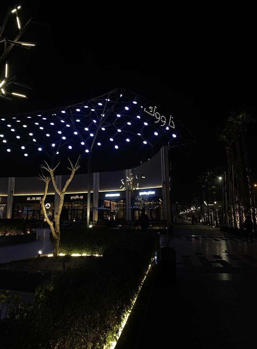 2lorm's tweet image. طبع الأنانيّة بشرعك .. مُستحب
أحيان يزعج غيرك اللي يسعدك

أقسى شعور إذا فقدت اللي تحب 
وأجمل شعور اللي تحبّه يفقدك🌷