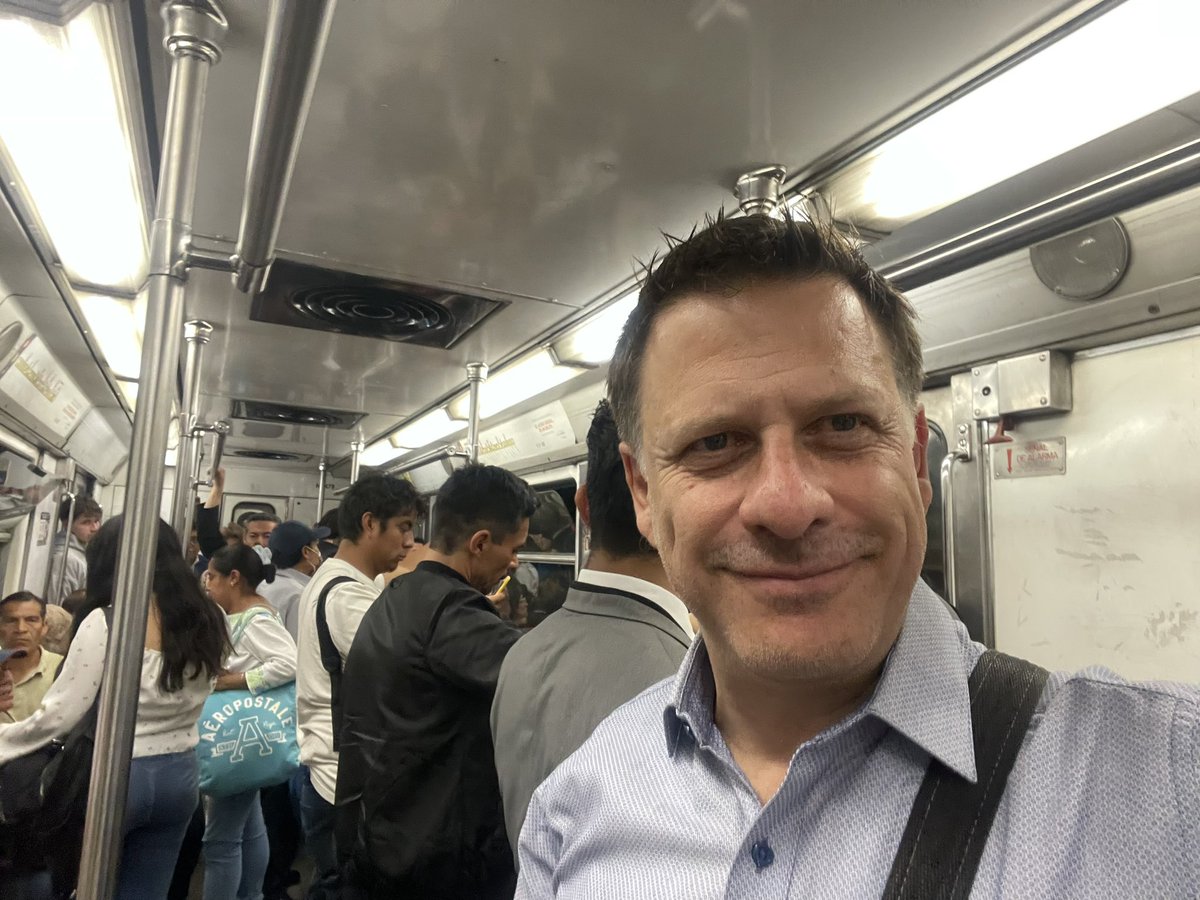 ferbelaunzaran's tweet photo. En la lenta Línea 3, pero lo prefiero al infame tráfico.
El nombramiento de Rubalcava demuestra que les vale madre el Metro, el transporte más popular de la CDMX.
Las consecuencias las pagaremos los usuarios.
De cualquier manera, aquí vamos…
#tururu https://t.co/FnhFXMbLfX