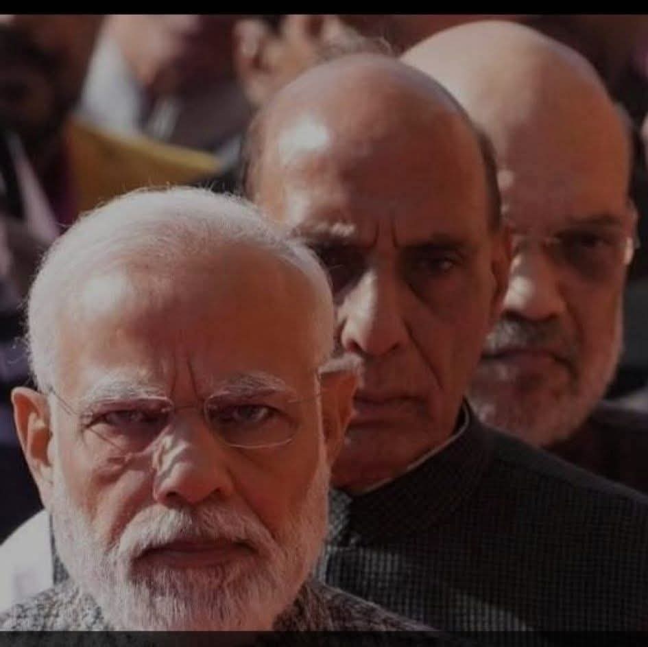 ChampalalJ's tweet photo. @PoornimaNimo 1947 से 2014 तक भारत में जितनी भी सरकारें रही*
सभी पाकिस्तान से परेशान रही..
🙄🤔🙄 

ये पहली ऐसी सरकार हैं 
*जिससे पूरा पाकिस्तान परेशान है
🤣🤣🤣😎 https://t.co/4oWba6HXmp
