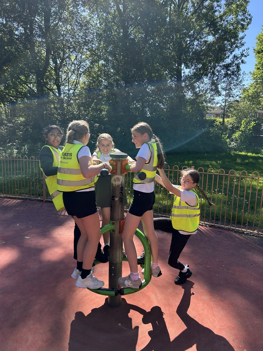 Year 6 had an amazing morning at the park to celebrate the end of SATs!
