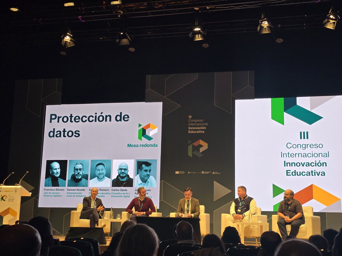 PaquiCarmona's tweet image. Fundamental la mesa redonda sobre tratamiento de protección de datos con Francisco Silveira, Samuel Alcaide, Gonzalo Romero y Carlos Ojeda, con José A. Agromayor como moderador en el #3CIIEAND.