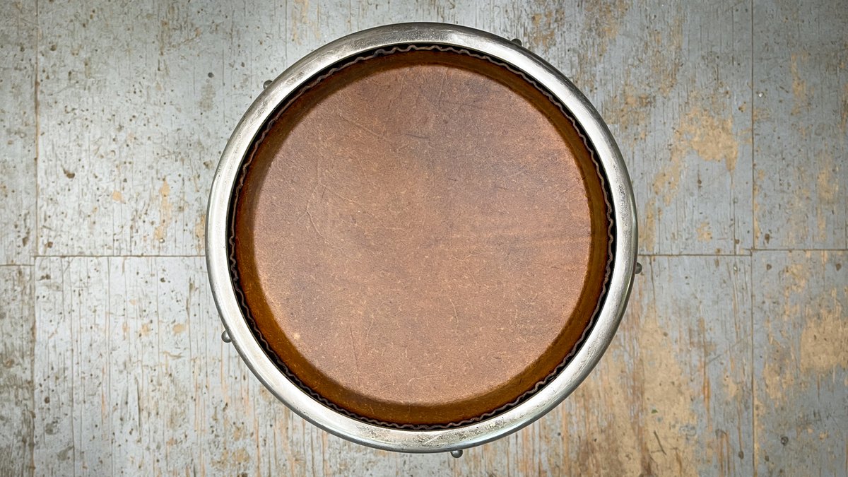 manitoperc's tweet photo. Natural  skin heads have been used with success for thousands of years. They are  made from rawhide harvested from animals. Among other things, natural  skins are comprised  of collagen, elastin and lipids. https://t.co/sTSBvQBO3E https://t.co/5Jtw5wf5fm