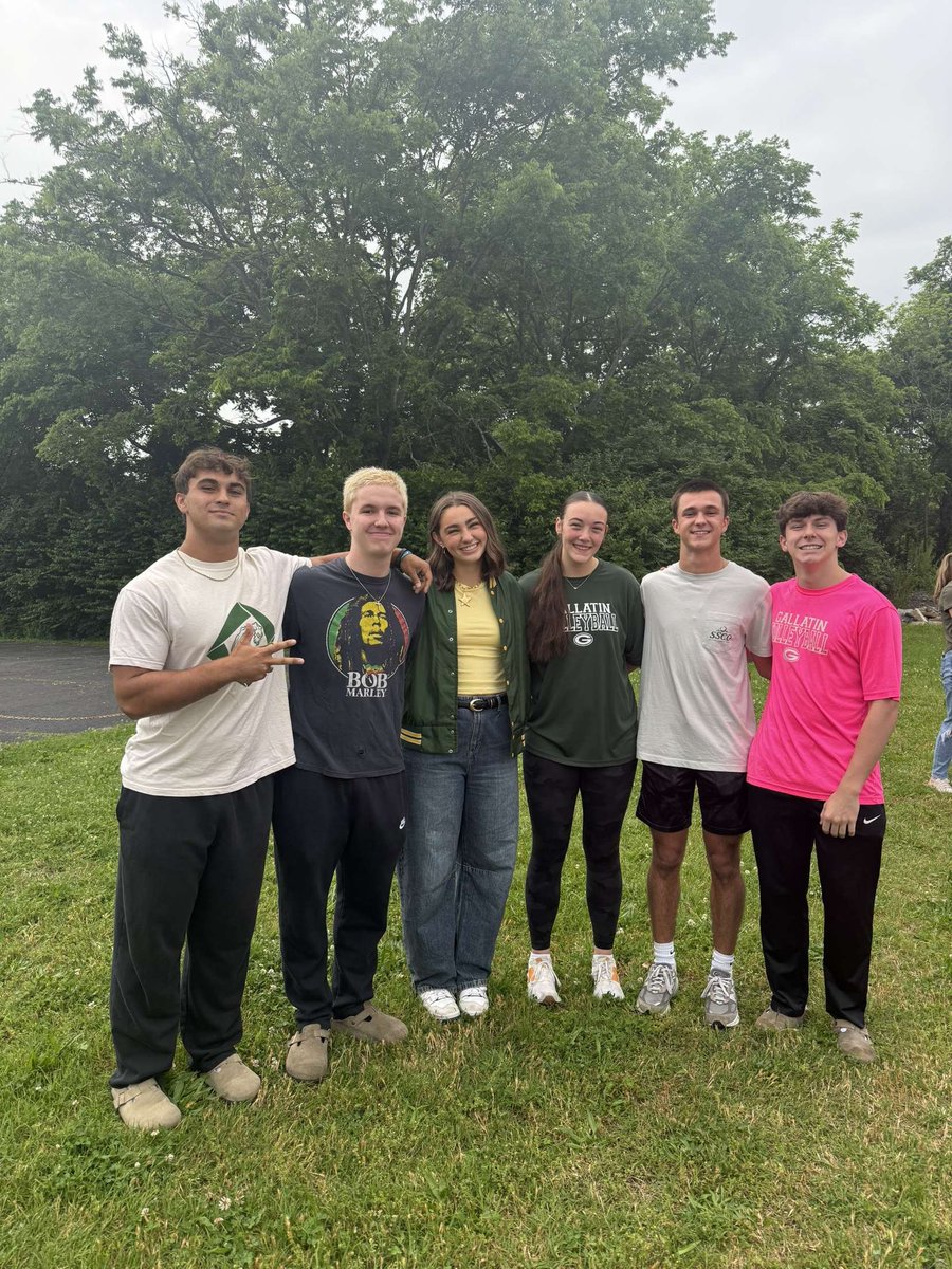 GhsPaintCrew's tweet image. Your Tsunami Leaders for 2025-2026 are…
🥁🥁🥁
🟢 BENNY ANDREWS
🟡 JACK BROSCHE
🟢 GRACIE HIBDON
🟡 XANDER JONES
🟢 HAYDEN SHUMATE
🟡 SARAH GRACE SLUSHER
Looking forward to a good year!
#GWP 🌊⚓