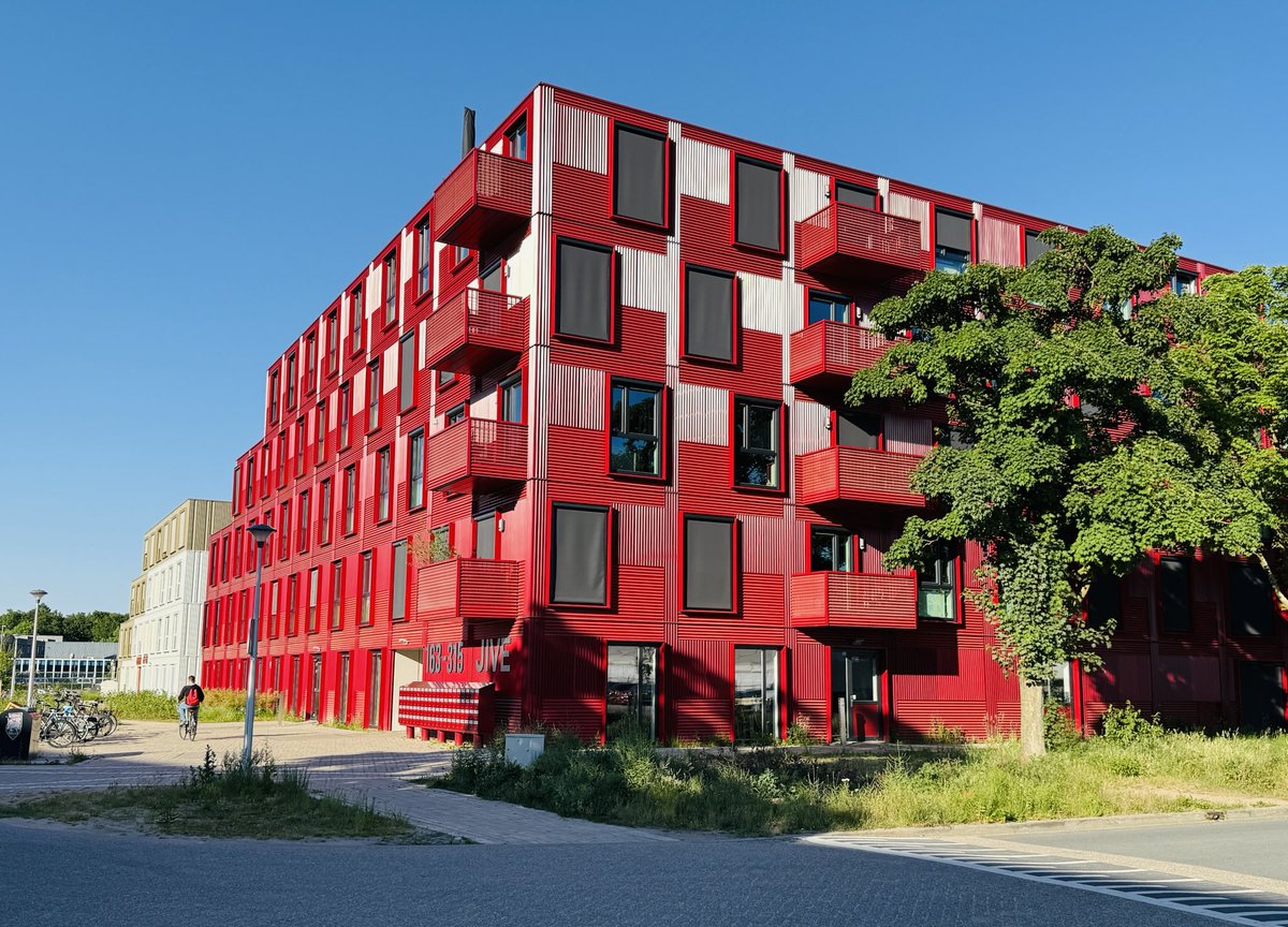 Brand bij containerwoningen achter Nieuwe Dukenburgseweg