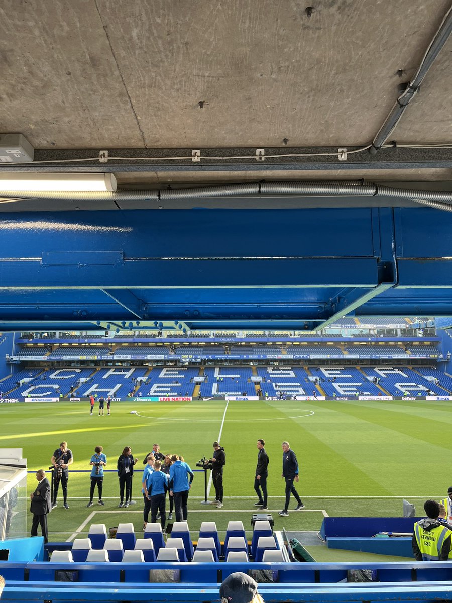 Ryan Matthews (@ryanmatthews_93) on Twitter photo π Checking in at Stamford Bridge for <a href="/ChelseaFC/">Chelsea FC</a> vs <a href="/ManUtd/">Manchester United</a>
ποΈ Team News π
β±οΈ Final tune up before Bilbao for MUFC
ποΈ Preview and Updates on <a href="/BBCRMsport/">BBC Sport Manchester</a> <a href="/BBCRadioManc/">BBC Manchester</a> from 19:05 FM/DAB/<a href="/BBCSounds/">BBC Sounds</a> π Checking in at Stamford Bridge for <a href="/ChelseaFC/">Chelsea FC</a> vs <a href="/ManUtd/">Manchester United</a>
ποΈ Team News π
β±οΈ Final tune up before Bilbao for MUFC
ποΈ Preview and Updates on <a href="/BBCRMsport/">BBC Sport Manchester</a> <a href="/BBCRadioManc/">BBC Manchester</a> from 19:05 FM/DAB/<a href="/BBCSounds/">BBC Sounds</a>