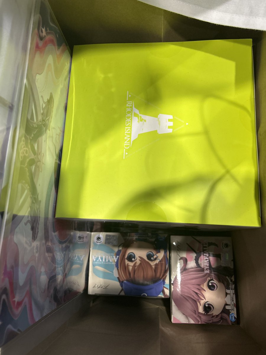 I have secured some goods… If I can’t find the Civilight Eterna 1/7 im fiending on Sunday with the discounts