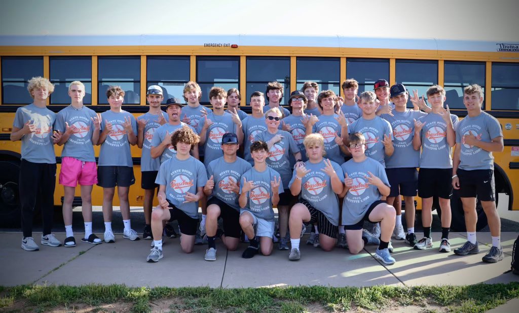 BrodyT_Bohannon's tweet photo. On to the 4A baseball state quarterfinals today! #RollLions https://t.co/ixnW4VBS6T