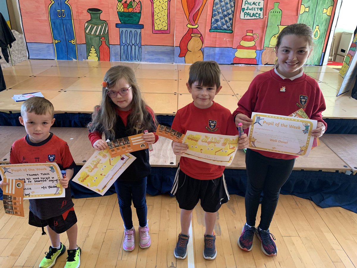 Congratulations to our Students of the Week 👏👏
Achieving our words target, trying our best in all areas, excellent focus towards our work and showing beautiful manners the themes this week. Enjoy your <a href="/ChipCompany_/">Chip Company</a> vouchers everyone 👏🍟
#WORKHARDDREAMBIG