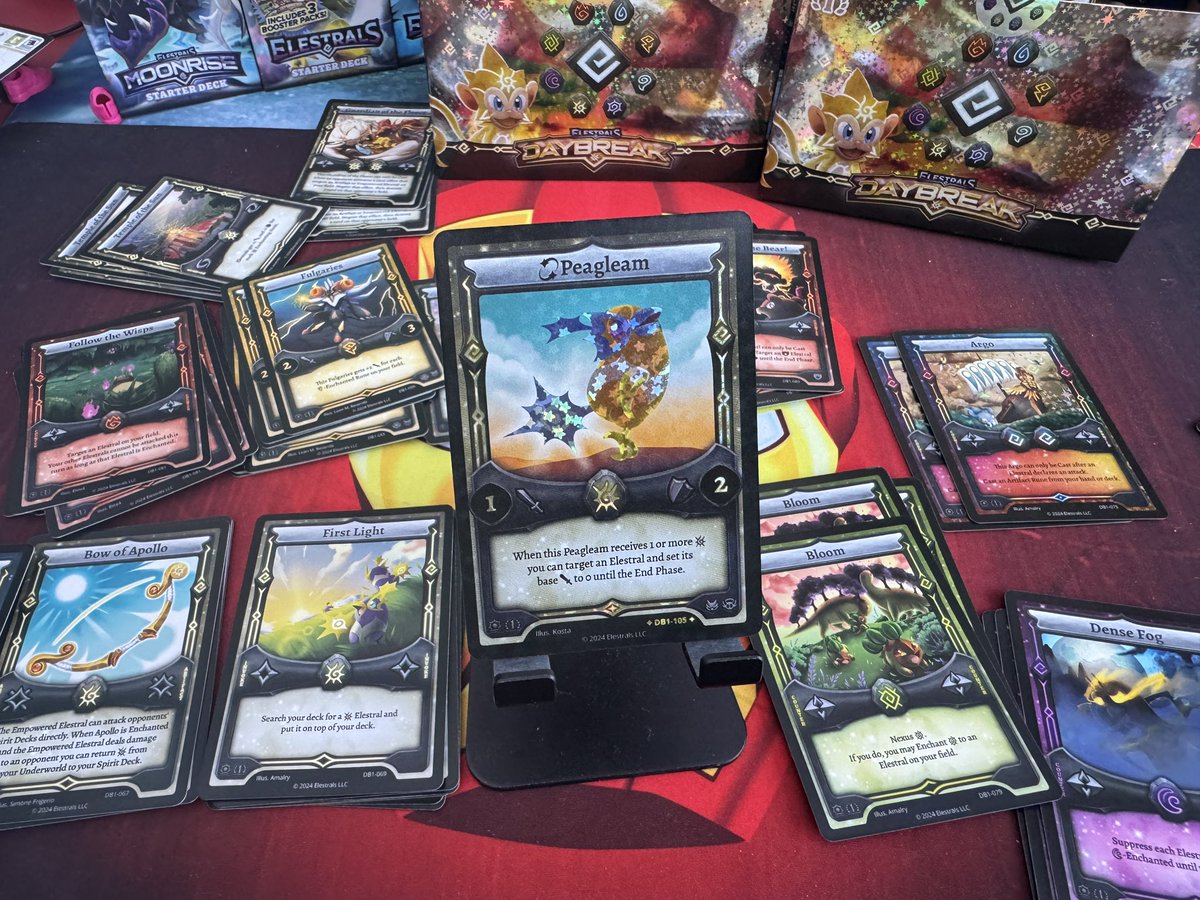 I love it when nice things happen when recording Shorts @elestrals I love the colour contrast on this Peagleam. Stunning looking card