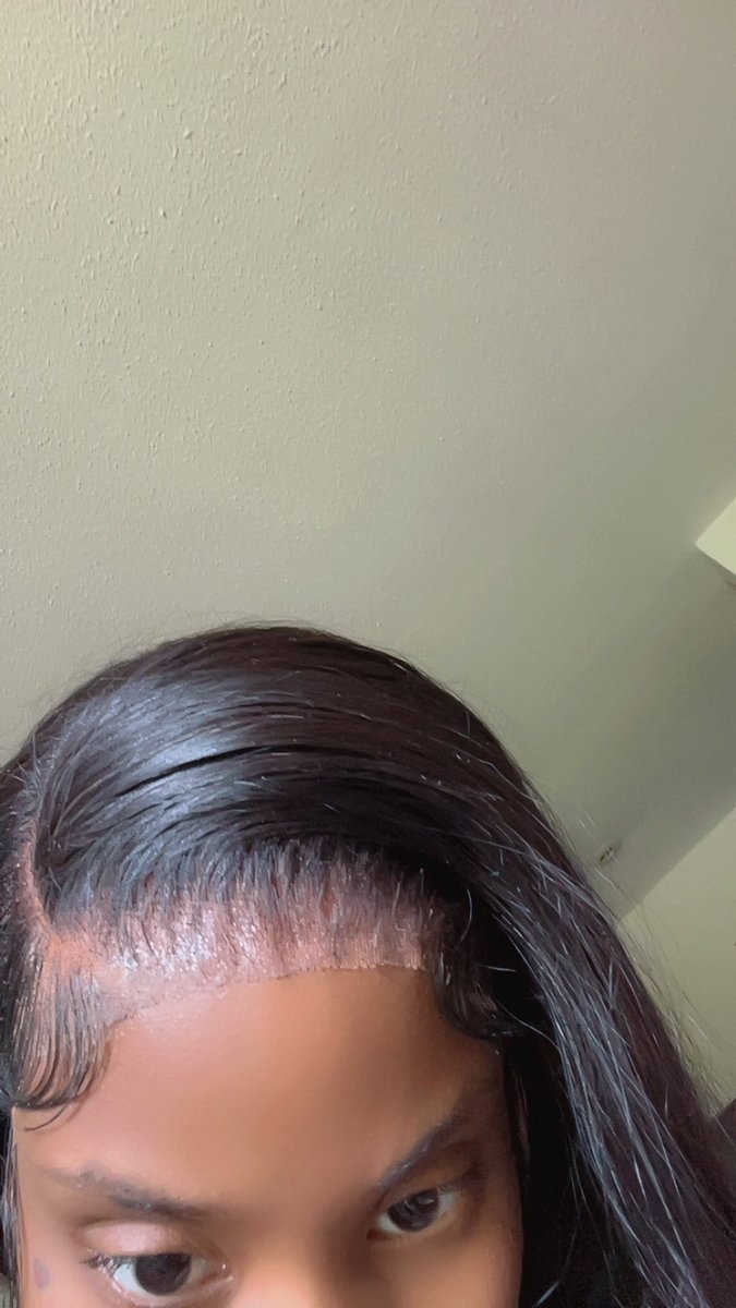 I was only outside for 5 minutes😭😭😭😭😭😭😭😭😭😭 ITS HOT‼️‼️