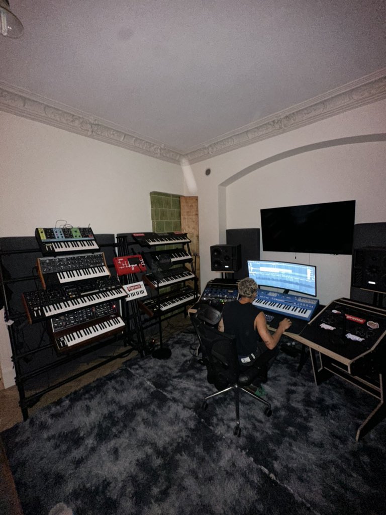 in warsaw, poland camping out in this studio for the week 😭 synthesizer selection go crazy