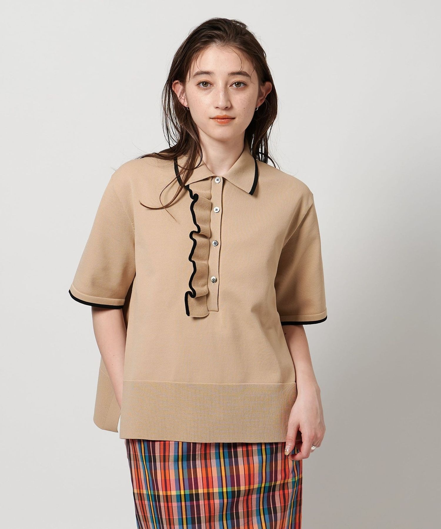 UNITED ARROWS フリル付きポロシャツ 五分袖 ベージュ ユナイテッドアローズのフリルの商品一覧｜ユナイテッドアローズ