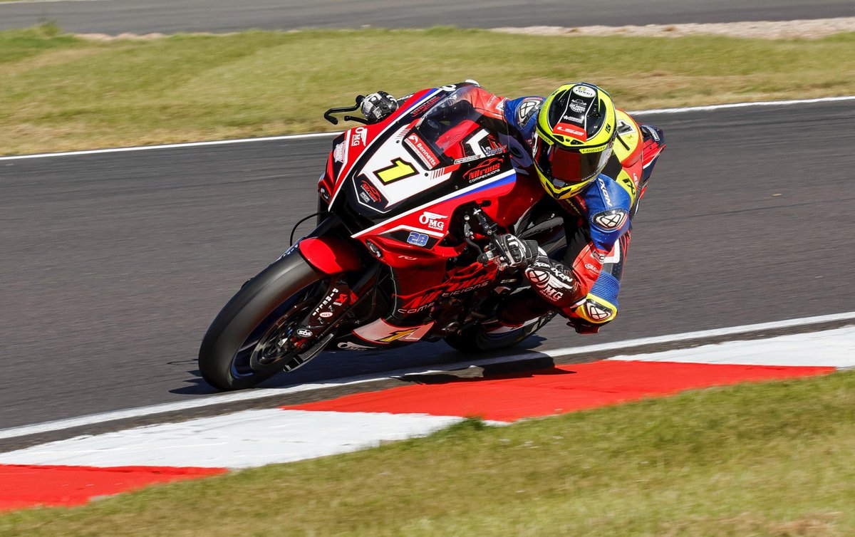 That’s Friday done here at <a href="/DoningtonParkUK/">Donington Park</a>, with a positive FP2 session for <a href="/kyleryde/">kyle ryde</a> 💪

P4 overall 1:27.507 and straight into Q2 for tomorrow! 

#BSB2025 #NitrousCompetitions #omgracinguk