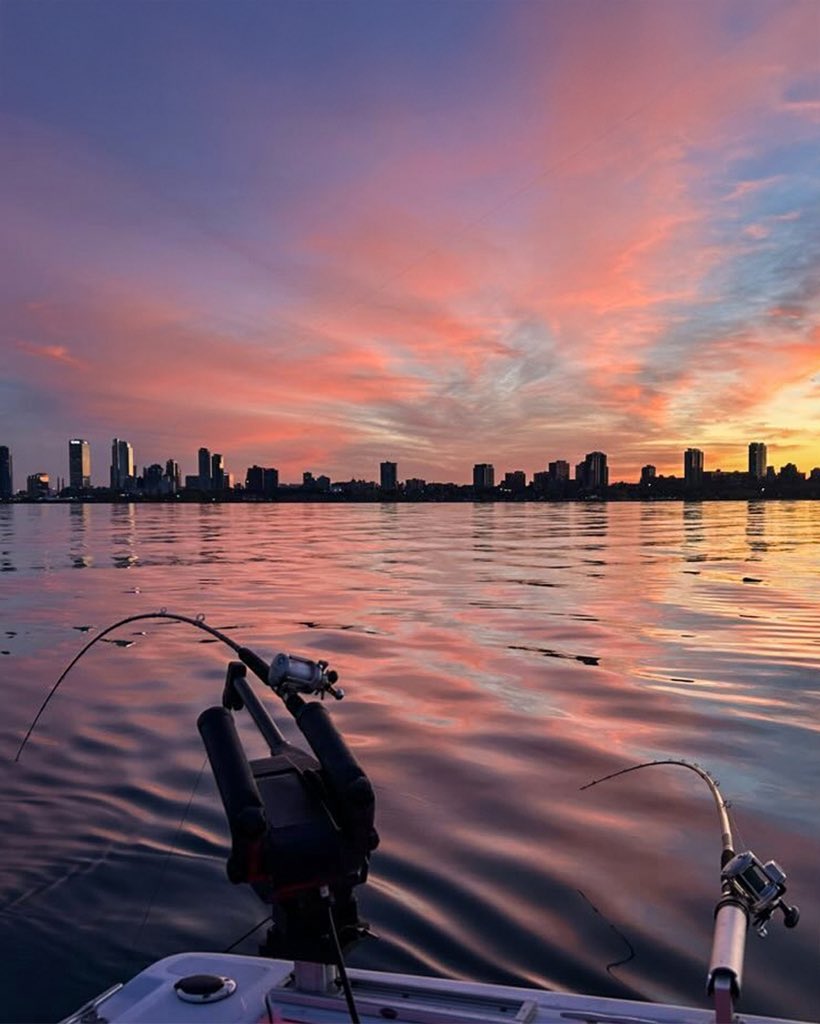 CannonFishing's tweet photo. Views like this is just another reason why we #RunDeep 🌅 #CannonDownriggers https://t.co/nSDTgPpx7M