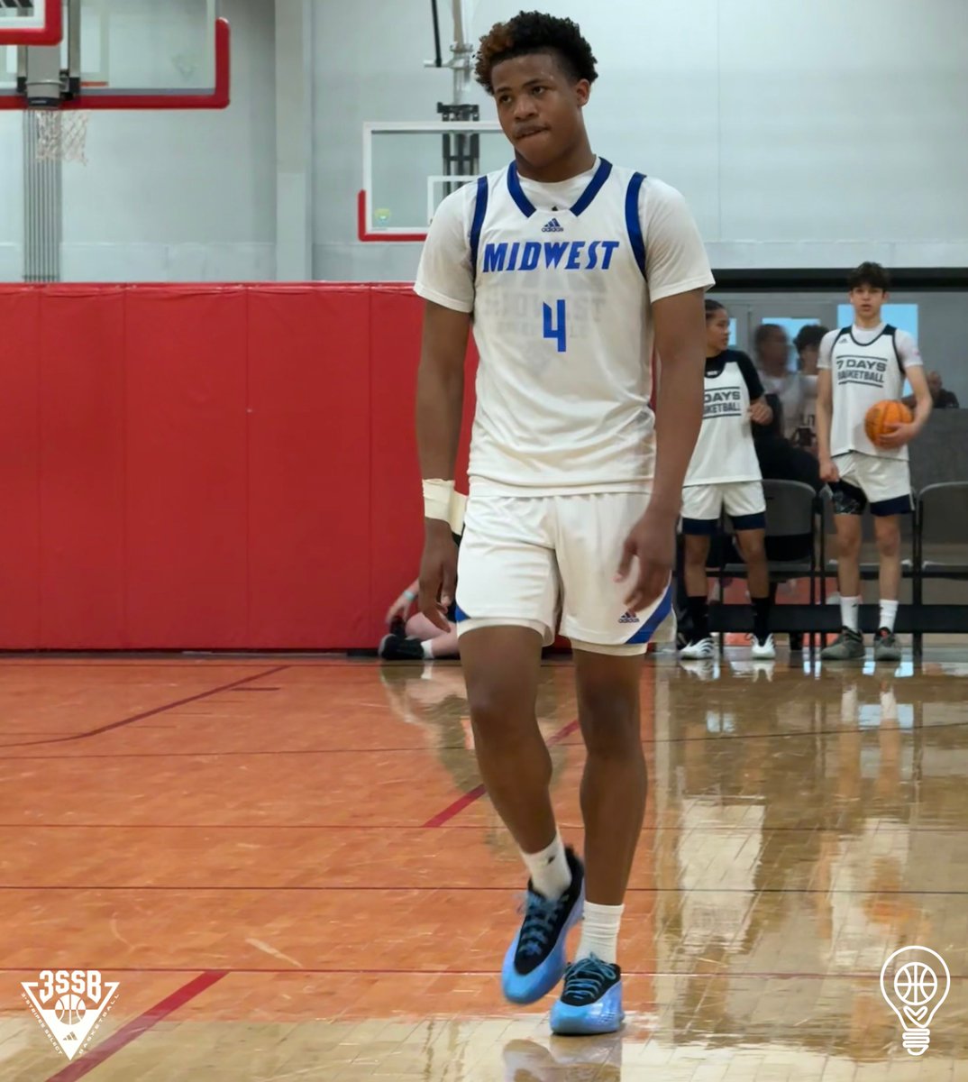 Pro Insight (@_proinsight) on Twitter photo Pro Insight Player Spotlight 🔦
👤 Keonte Smith
🏀 <a href="/MidwestBBClub/">Midwest Basketball Club</a> 15U
🎓 2028
📌 #3SSB Session 2
💡Another impressive showing from the 6’5” lefty in this afternoon’s win. His impact was much greater than his 16p-5r-1a-3s stat line. Felt like he accumulated double-digit Pro Insight Player Spotlight 🔦
👤 Keonte Smith
🏀 <a href="/MidwestBBClub/">Midwest Basketball Club</a> 15U
🎓 2028
📌 #3SSB Session 2
💡Another impressive showing from the 6’5” lefty in this afternoon’s win. His impact was much greater than his 16p-5r-1a-3s stat line. Felt like he accumulated double-digit