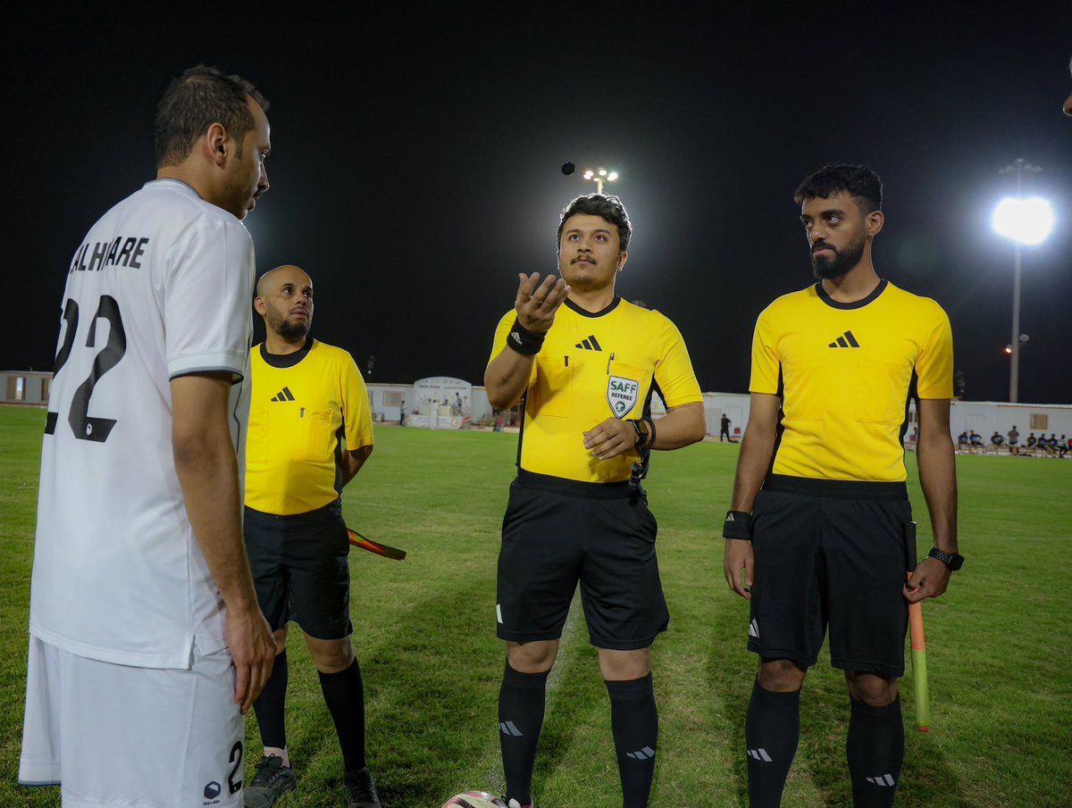sportaldilm's tweet photo. ماقـبل المباراة متـعة الحواري و مارسيليا 📸⚪️⚫️

#بطولة_أهلا_بالعالم #الدلم https://t.co/4gKhUM4vvV