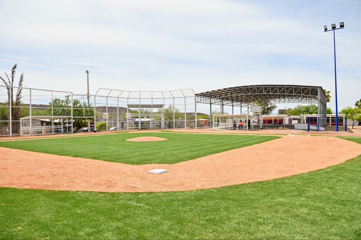 Sonora el Corazón Minero de México, haciendo comunidad con la puesta en marcha en su segunda etapa de la nueva Unidad Deportiva de Banámichi, en sinergia First Majestic Corp, Gobierno de Sonora, Municipal, CTM y CECyTES.

Una minería que deposita su confianza en Sonora.