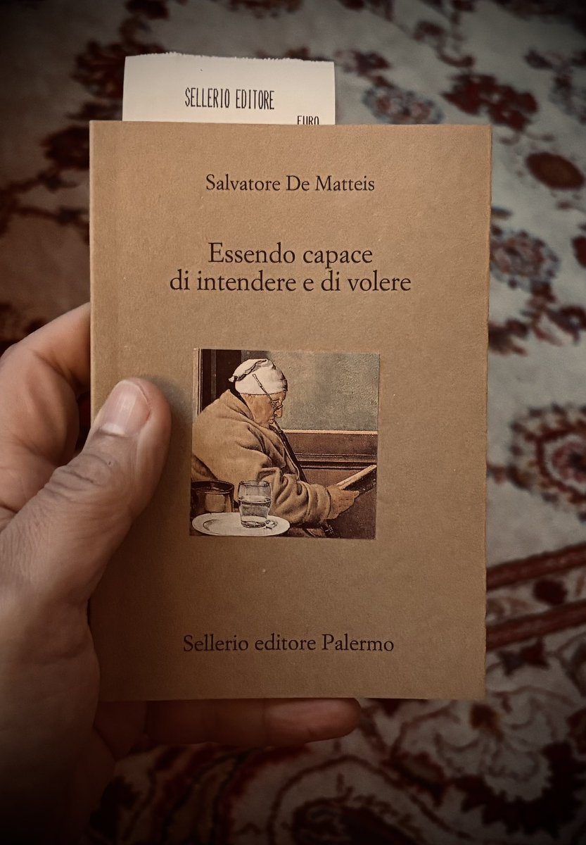 Unico piccolo ricordo dal Salone del Libro di Torino 2025. 

“Essendo capace di intendere e volere”
di Salvatore De Matteis. 

Breve raccolta di testamenti olografici.