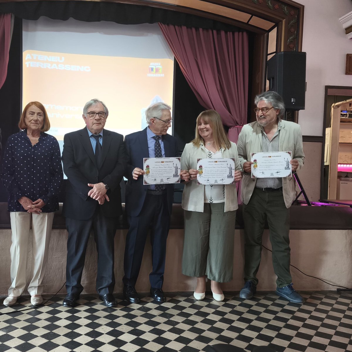 PSC Terrassa/❤️ (@pscterrassa) on Twitter photo 🎂 25è Aniversari de l’Ateneu Terrassenc!
🎊 Avui hem celebrat el 25è aniversari de la refundació de <a href="/AteneuTerrassen/">Ateneu Terrassenc</a> , un espai que és casa de la cultura i un punt de trobada per a moltes persones que estimem Terrassa. 🎂 25è Aniversari de l’Ateneu Terrassenc!
🎊 Avui hem celebrat el 25è aniversari de la refundació de <a href="/AteneuTerrassen/">Ateneu Terrassenc</a> , un espai que és casa de la cultura i un punt de trobada per a moltes persones que estimem Terrassa.