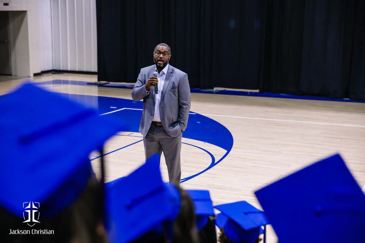 Graduates participated in senior chapel today. Dr. Lones opened chapel, followed by junior students reading scripture. Next, students heard from T.J. Kirk, who stressed the importance of keeping priorities on God and using blessings to His glory.