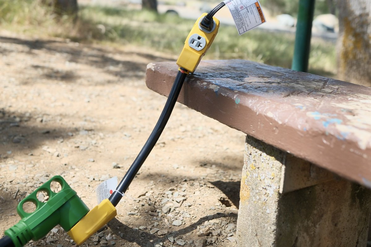 DeepakDasaratha's tweet photo. Cybertruck 📐 Camping Done Right ⚡️

The 240V NEMA 14-50 outlet in the Cybertruck bed opens up real possibilities for cooking at your campsite — safely and efficiently.

Here’s how to convert that high-voltage outlet into something more practical for camping appliances:

Understand the Outlet
The bed has a 240V / 14-50 outlet (typically used for RVs or electric ranges). It can provide up to 40 amps — more than enough for modern kitchen appliances.

Use a Proper Adapter
Pick up a NEMA 14-50P to 4 x 5-20R splitter.
This converts the single high-voltage outlet into four standard 120V sockets. Look for:
•Circuit breaker
•Weatherproof casing
•10-gauge wiring
•25 ft length

What You Can Power
You can safely run appliances like:
•Induction cooktops
•Electric griddles
•Breville Espresso machines 
•Ninja air fryer 
•Small electric kettles or toasters

This makes it easy to cook real meals, brew coffee, or prepare snacks without relying on propane or gas generators. All from your truck bed.