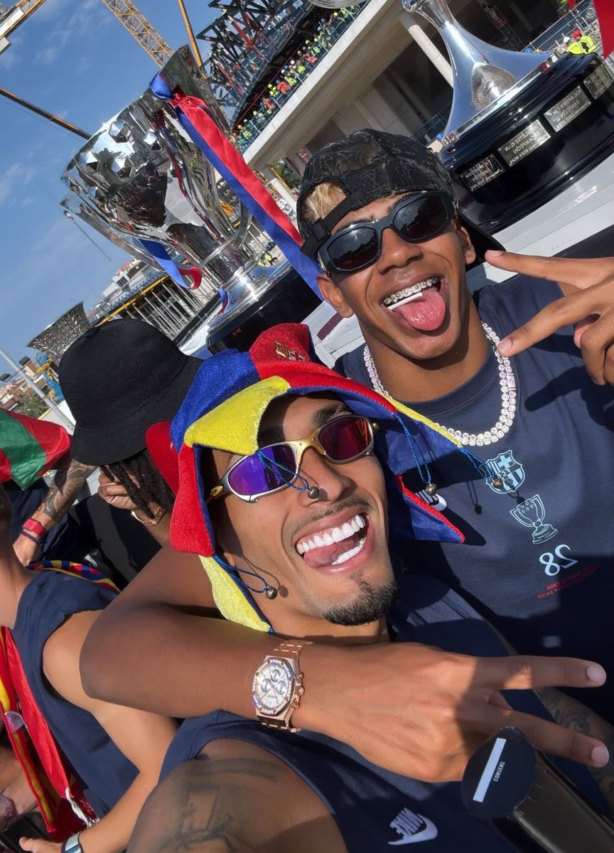 ¿Que tal con el gol de Jacobo? ¿A que hora hacéis la rua?