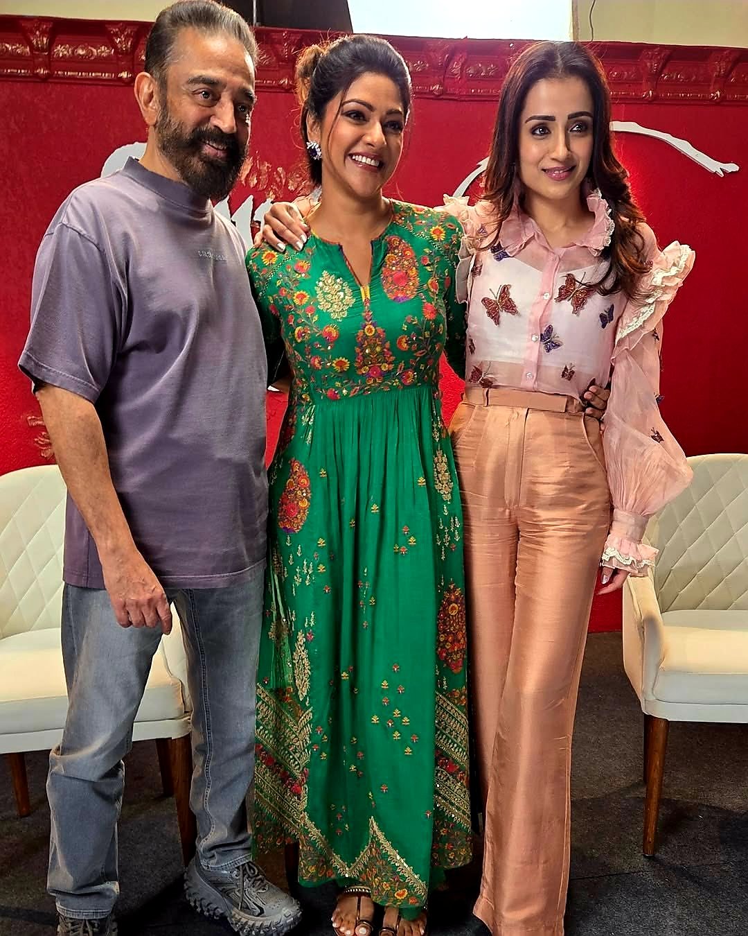 GrFxj-jXMAAkG3A?format=jpg&name=large