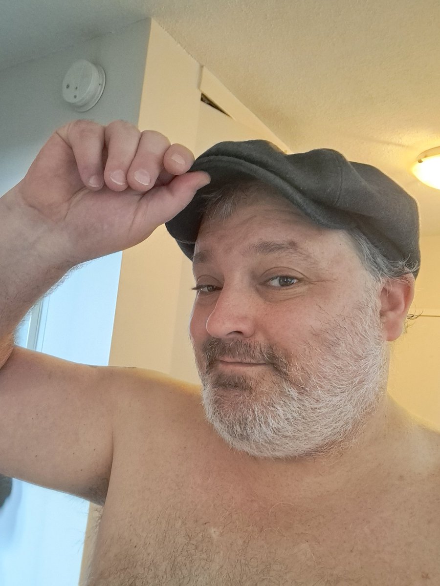 It's a scorcher today. I don't think I'm going to bother wearing a shirt.

We have a fur visiting from British Columbia today. Really excited to see him. We haven't hung out for a few months.