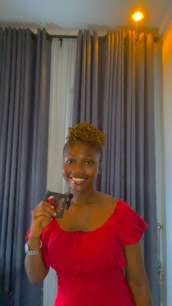 EFabanwo's tweet image. I'm calling myself a content creator, Marketer and Social media manager with confidence because I've learned the secret to showing up consistently.
1/6