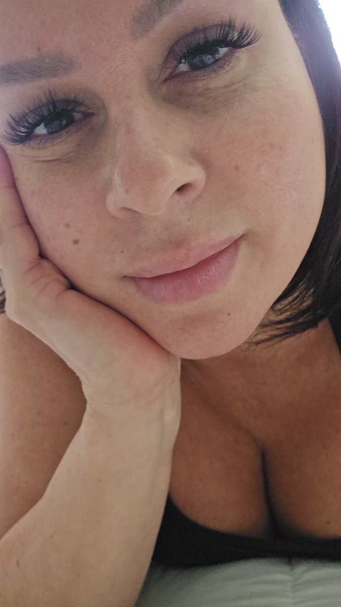 Natalia tweet media