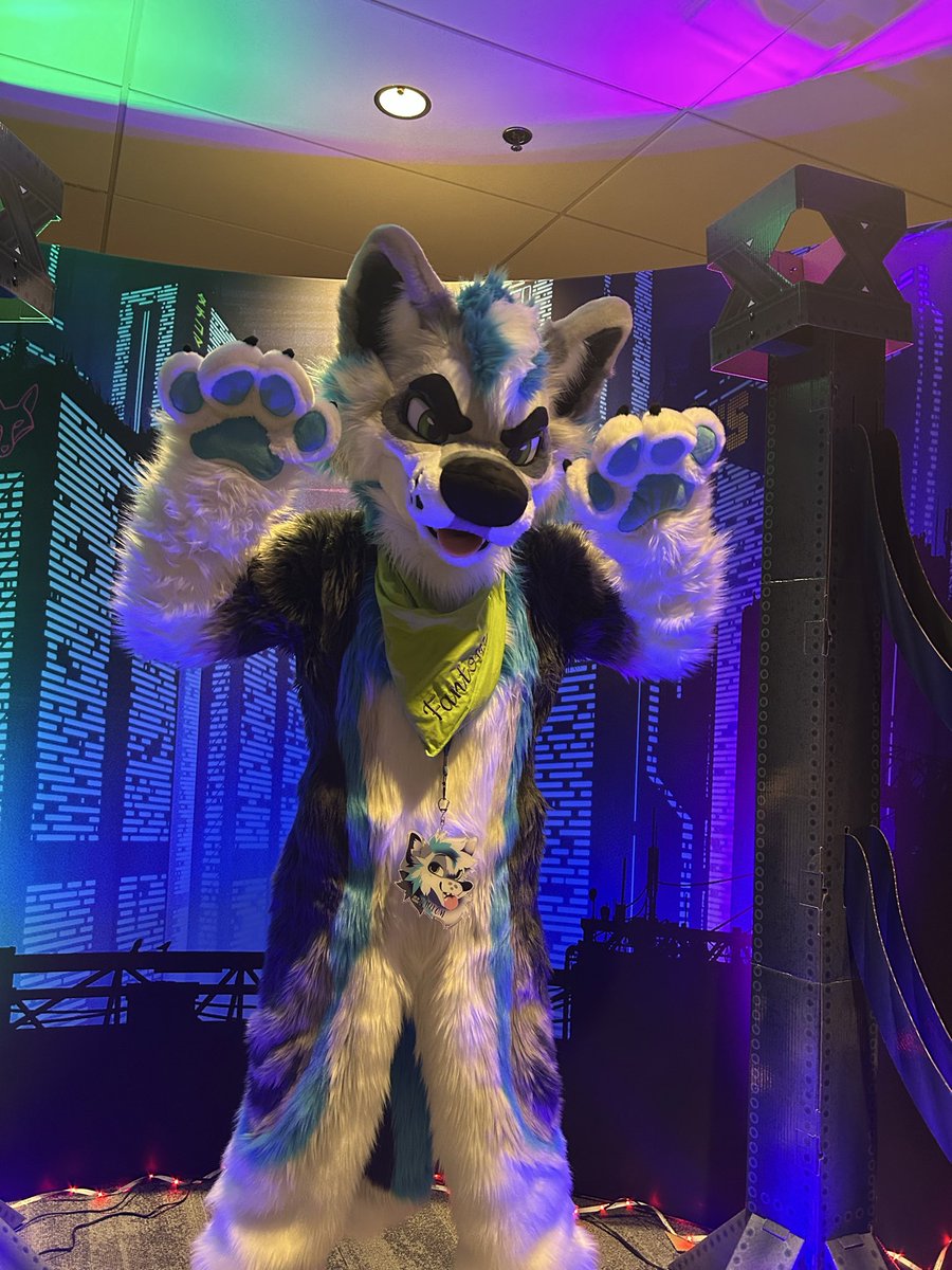 Fantom ๐ FWA (@fantomwusky) on Twitter photo Rawr~ I hope you all have a wonderful weekend
#FursuitFriday
๐ชก<a href="/mixedcandy/">Mixedcandy Inc</a>
๐ธ<a href="/Yin_Rave/">๐บYin๐บ ๐ EF2025</a> Rawr~ I hope you all have a wonderful weekend
#FursuitFriday
๐ชก<a href="/mixedcandy/">Mixedcandy Inc</a>
๐ธ<a href="/Yin_Rave/">๐บYin๐บ ๐ EF2025</a>