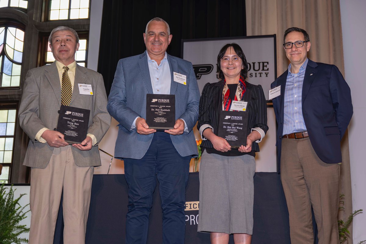 PurdueProvost's tweet image. Congratulations to everyone we honored at our recent @LifeAtPurdue Faculty Honors &amp;amp; Recognition event! It was my distinct privilege to join in celebrating the scholarly endeavors of our faculty. Thank you for the work you do to make our university stronger, smarter and bolder.