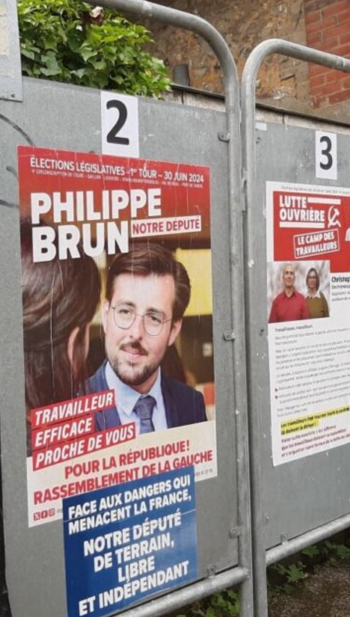 Jerefaislagauch's tweet image. Pour mieux démentir ses propres affiches des dernières législatives, Mr Brun, collaborateur du macronisme, va bientôt nous dire qu’il est de gauche ! 😂🤣😂

On vous mets au défi de trouver sur ces documents de campagne … 

#LogoPS #PartiSocialiste #NFP