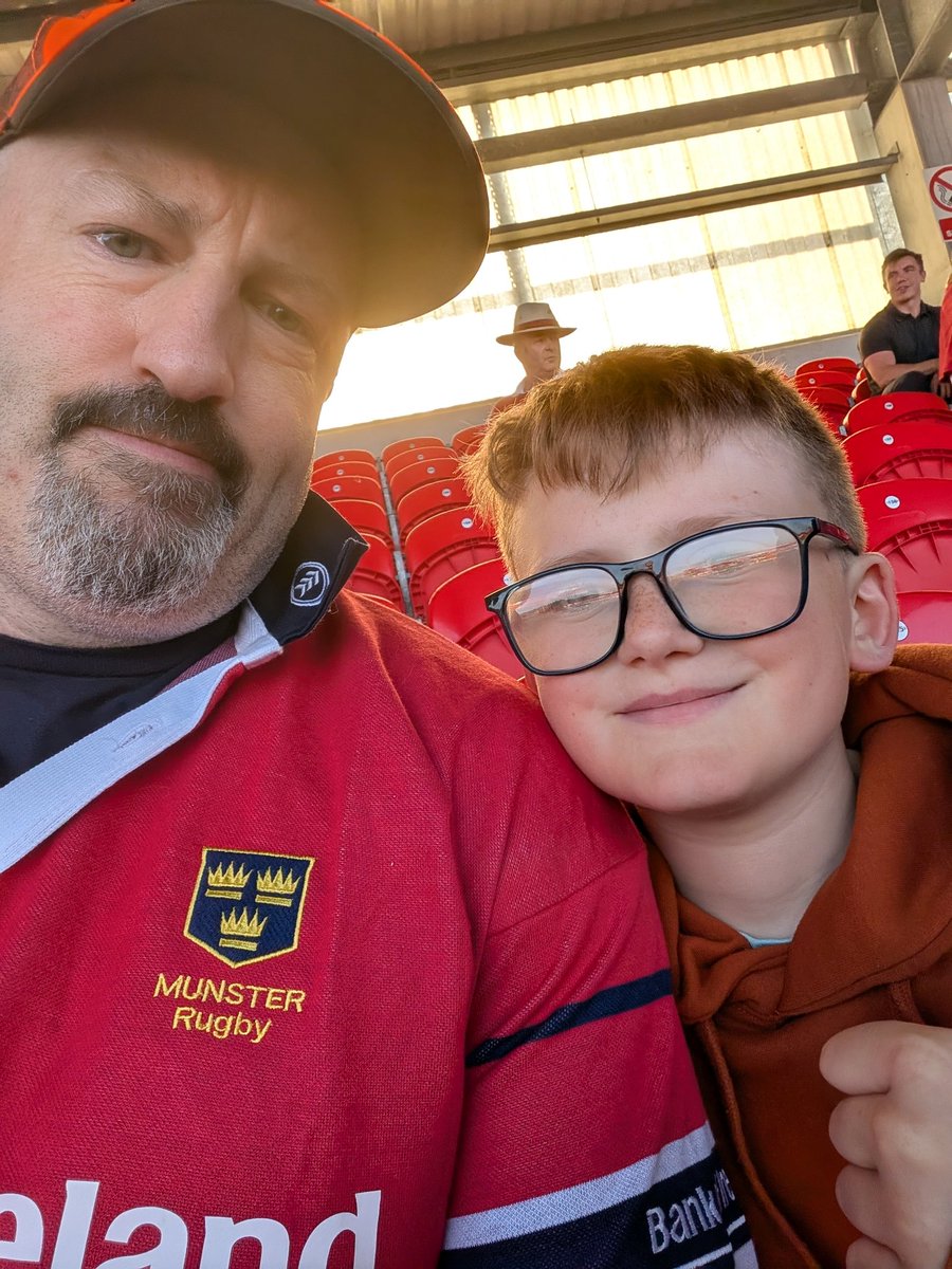 colinos's tweet photo. Big Game Faces
#MUNvBEN https://t.co/kJ4TWWRYWG