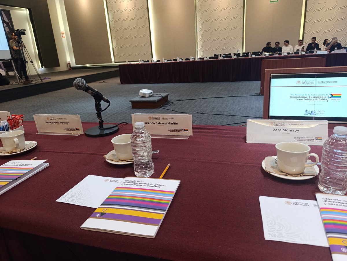 Día Nacional de la Lucha contra la Homofobia, Lesfobia, Transfobia y Bifobia. 

Gracias por la invitación al Dip,Jaime López Vela y el Lic,Subse Arturo Medina (Derechos humanos Segob).