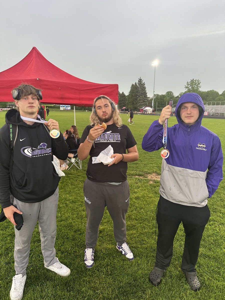 Maumee Track & Field (@maumeetrack) on Twitter photo NBC Championship from Eastwood HS
1st Place in Long Jump - Lucas Polkinghorn
3rd Place in Shot Put - Cody Wulf
4th-wich in Shot Put - Pierce Simpson
<a href="/MaumeePanthers/">Maumee Panthers</a> NBC Championship from Eastwood HS
1st Place in Long Jump - Lucas Polkinghorn
3rd Place in Shot Put - Cody Wulf
4th-wich in Shot Put - Pierce Simpson
<a href="/MaumeePanthers/">Maumee Panthers</a>