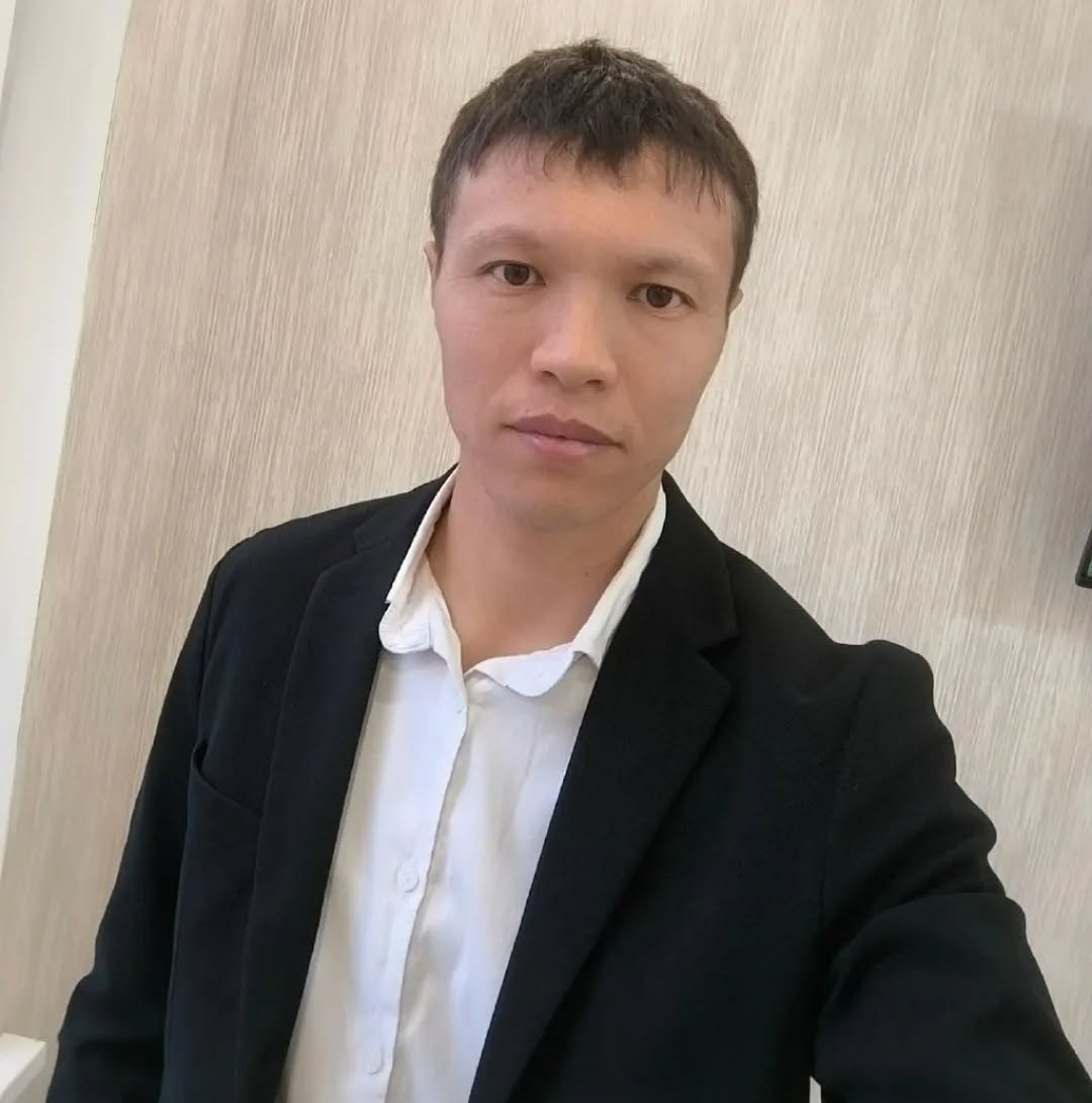 Ardak_Bekten's tweet photo. 1/4
On May 14, 2025, a police officer came to the home of civil activist Nurbol #Onerkhan in the village of #Birlik (North #Kazakhstan region) with a notification of the need to report to the police department to draw up an administrative protocol
#ActivistsNotExtremists @hrw https://t.co/I1obIZiL4W