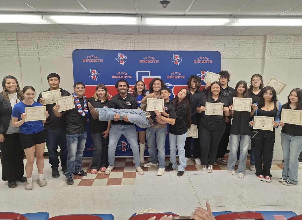 I'm excited to celebrate the launch of the Irvin Rocket Market food pantry—a powerful reminder that strong communities lift each other up. By supporting students and families in need, we’re creating the conditions for long-term success and helping students thrive. #ItStartsWithUs