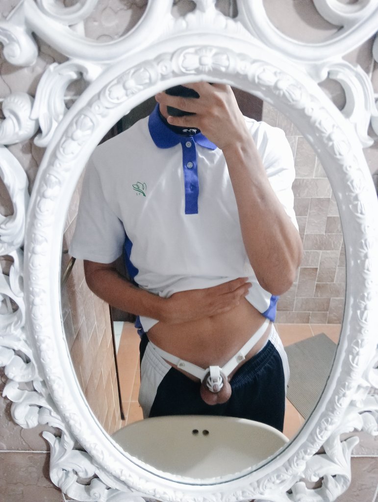 Sissy1511's tweet photo. Celebrando que tengo una nueva jaula es momento de un reto de castidad, además durante el reto estar en dieta y ejercicio para tener un cuerpo más delgado y femenino
❤️ Like: 12 horas
💬 Comment: 6 horas
🔁 Repost: 24 horas
👤 Follow: 36 horas
Termina en 76 horas
@GayChastityRTs https://t.co/3s29rWOgVL