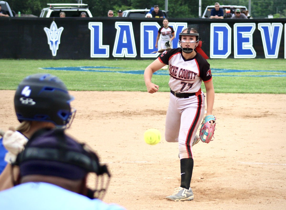 jnichols_2121's tweet image. Here are a couple of my favorite shots from the first five innings in Erwin. 

The Lady Red trail 6-4 going into the bottom of the sixth, so they need three quick outs and two runs in the top of the seventh if they want to try and keep their season rolling.